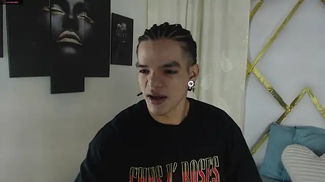 Snapshot of AlbertBernal69 chatting on January 31, 1:54 am AlbertBernal69 online show from January 31, 1:54 am