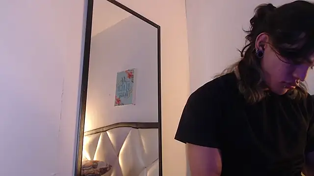 Snapshot of AlbertBernal69 chatting on November 22, 4:11 am AlbertBernal69 online show from November 22, 4:11 am