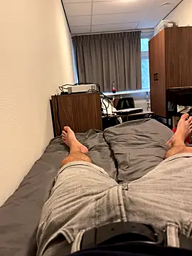 mihaixxx1 online show from September 20, 1:23 pm