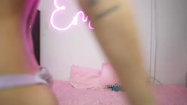 emily smittt online show from January 14, 12:11 am