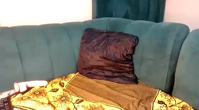 judyshinel20 online show from March 19, 7:49 pm