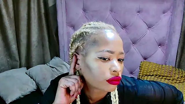 AFRICANGODDESSXXX online show from May 27, 8:50 pm