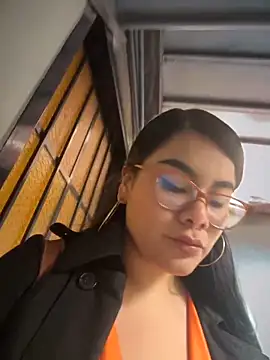 Insane Issa online show from December 22, 6:37 pm