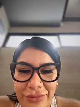 Insane Issa online show from March 8, 10:02 pm