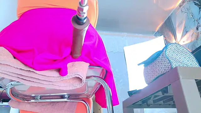 NathaxaLeans online show from February 13, 11:50 am