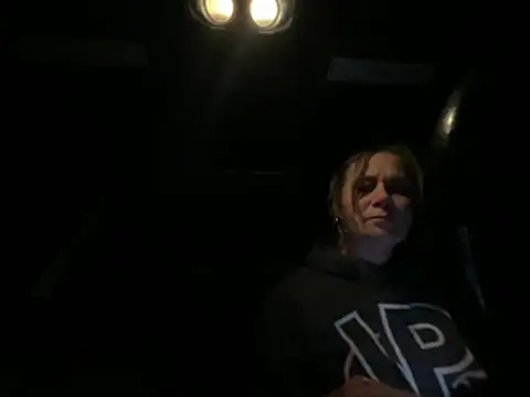 SummerBlueMoon online show from April 23, 5:19 am