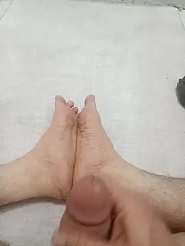 Hardapple01 online show from February 28, 9:15 am