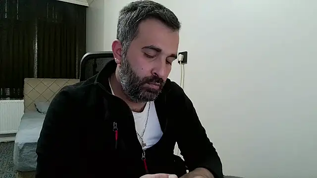 tgltplsr online show from April 9, 9:20 pm