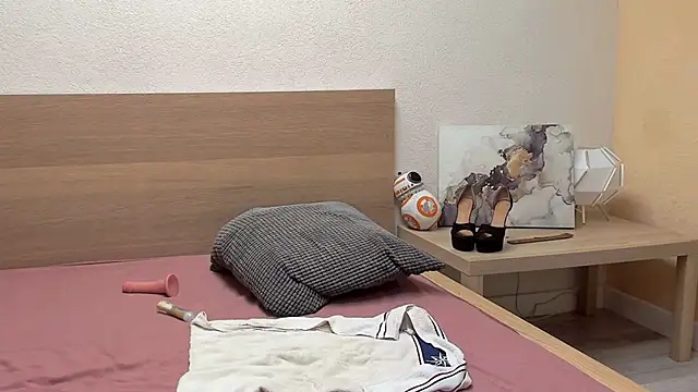 Snapshot of ZoeKhalifa chatting on March 1, 1:07 pm ZoeKhalifa online show from March 1, 1:07 pm