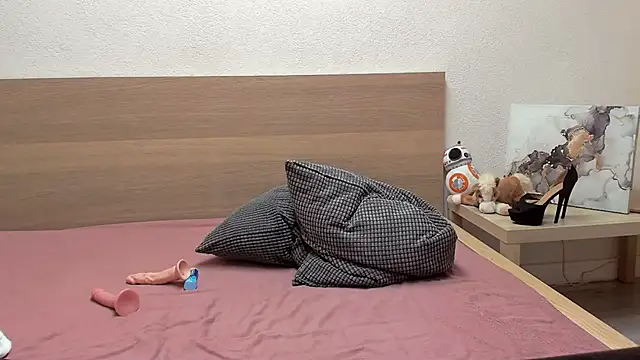 Snapshot of ZoeKhalifa chatting on September 16, 8:04 am ZoeKhalifa online show from September 16, 8:04 am