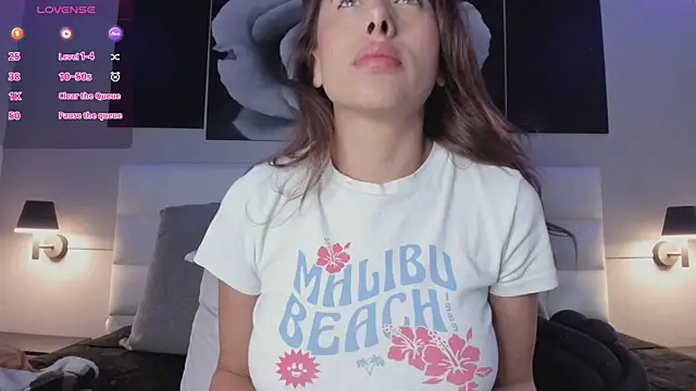 Snapshot of lena_banks chatting on February 21, 8:27 pm lena banks online show from February 21, 8:27 pm