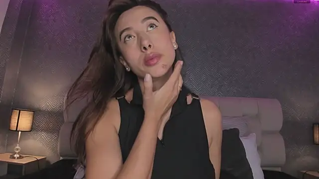 Snapshot of lena_banks chatting on March 11, 11:48 pm lena banks online show from March 11, 11:48 pm