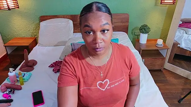 dannaahbrown online show from July 21, 6:43 pm