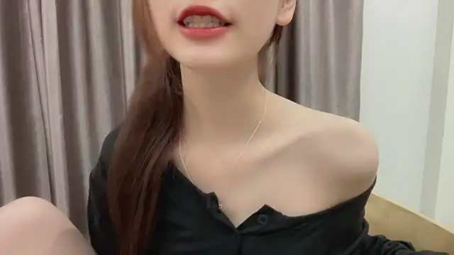 Snapshot of Your-Sunshine chatting on December 29, 4:51 pm Your-Sunshine online show from December 29, 4:51 pm