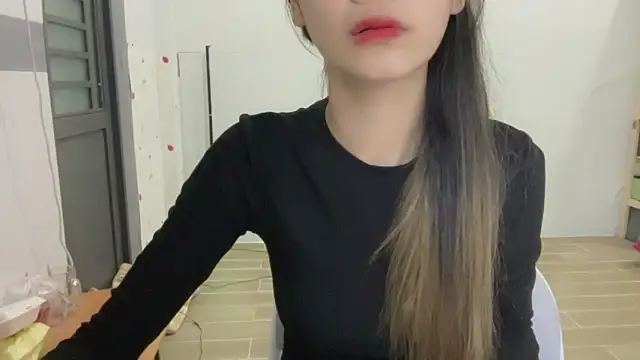 Snapshot of Your-Sunshine chatting on March 10, 5:50 pm Your-Sunshine online show from March 10, 5:50 pm