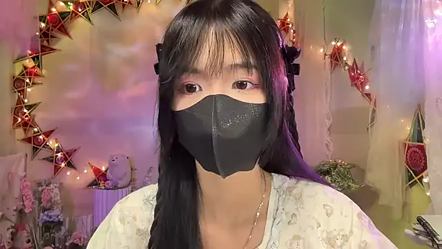 Snapshot of Your-Sunshine chatting on October 9, 4:16 pm Your-Sunshine online show from October 9, 4:16 pm