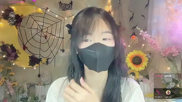 Snapshot of Your-Sunshine chatting on October 28, 3:47 pm Your-Sunshine online show from October 28, 3:47 pm