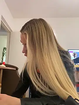 KittyKatyDream online show from April 12, 4:01 pm