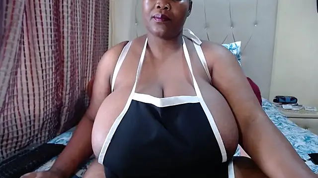 Snapshot of CHOCOLATEDARKBUSTYX chatting on April 25, 12:52 pm CHOCOLATEDARKBUSTYX online show from April 25, 12:52 pm