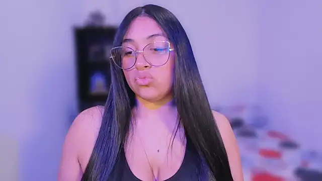 Snapshot of Soysofiarodrigu chatting on February 11, 1:20 am Soysofiarodrigu online show from February 11, 1:20 am