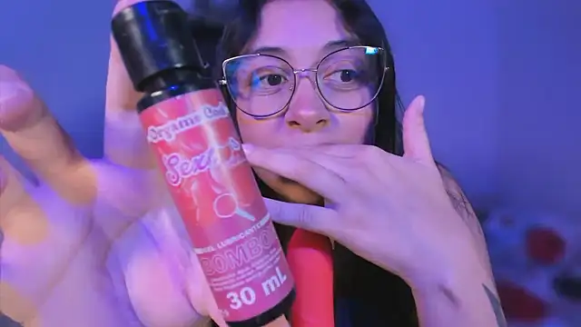 Snapshot of Soysofiarodrigu chatting on March 4, 10:27 pm Soysofiarodrigu online show from March 4, 10:27 pm