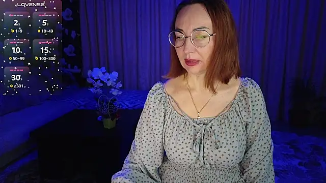 Snapshot of LybovNTV chatting on February 2, 2:17 am LybovNTV online show from February 2, 2:17 am