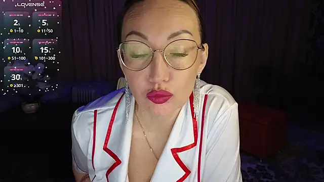 Snapshot of LybovNTV chatting on March 10, 7:40 pm LybovNTV online show from March 10, 7:40 pm