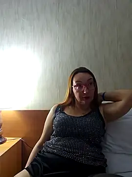 Snapshot of LybovNTV chatting on September 21, 9:27 pm LybovNTV online show from September 21, 9:27 pm