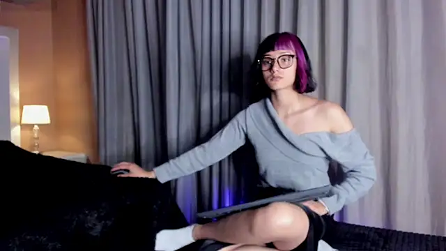 Snapshot of tati_cardenas chatting on March 2, 3:24 am tati cardenas online show from March 2, 3:24 am