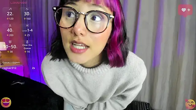 Snapshot of tati_cardenas chatting on March 11, 3:59 am tati cardenas online show from March 11, 3:59 am