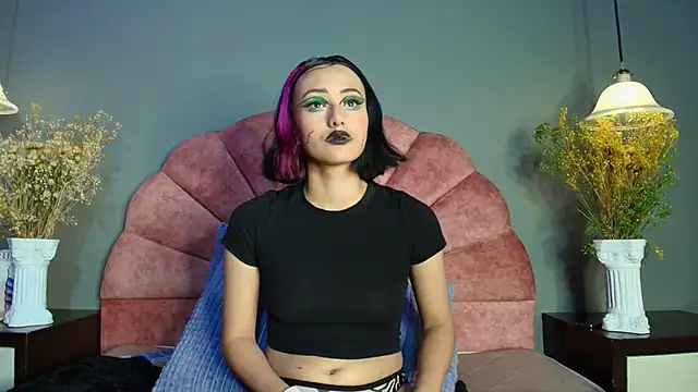 Snapshot of tati_cardenas chatting on March 15, 9:52 am tati cardenas online show from March 15, 9:52 am