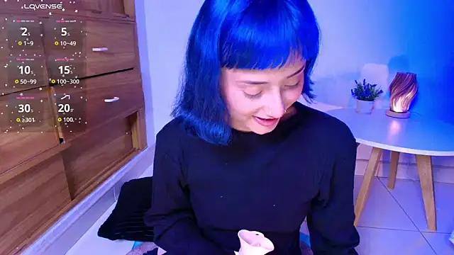 tati cardenas online show from March 29, 5:18 am