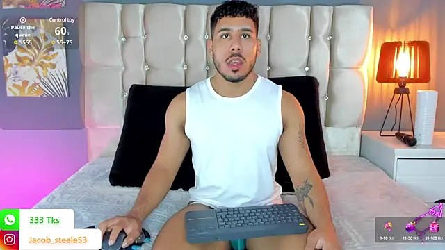 Snapshot of Jacob_Steele53 chatting on December 14, 9:35 pm Jacob Steele53 online show from December 14, 9:35 pm