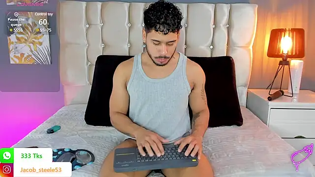 Snapshot of Jacob_Steele53 chatting on January 23, 8:35 pm Jacob Steele53 online show from January 23, 8:35 pm