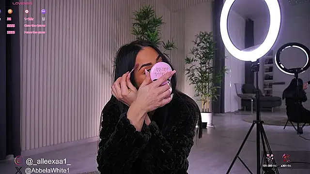 Snapshot of Abbela_White chatting on January 18, 6:13 am Abbela White online show from January 18, 6:13 am