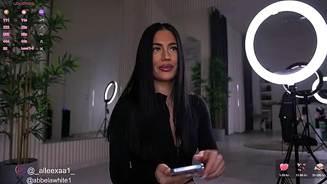 Snapshot of Abbela_White chatting on February 20, 6:17 am Abbela White online show from February 20, 6:17 am