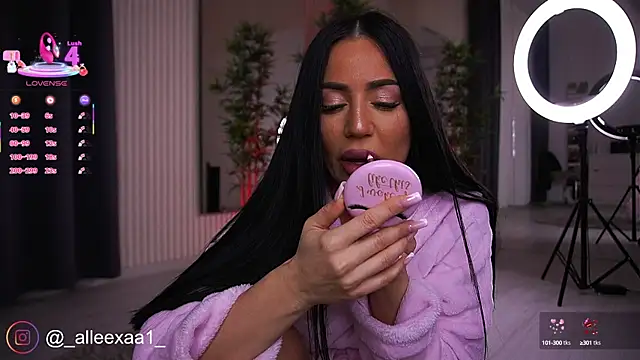 Snapshot of Abbela_White chatting on March 13, 6:48 am Abbela White online show from March 13, 6:48 am