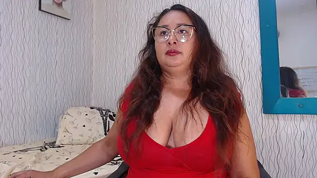 Snapshot of NadiaWhite chatting on March 14, 6:07 pm NadiaWhite online show from March 14, 6:07 pm