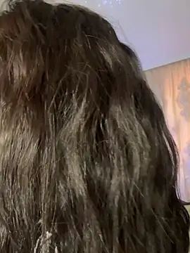 lily  foster online show from April 11, 3:05 pm