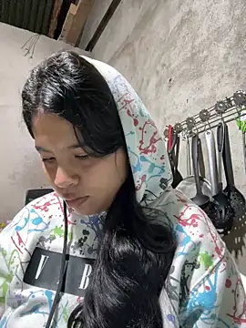 Snapshot of moncerrat_luna chatting on February 7, 10:08 am moncerrat luna online show from February 7, 10:08 am