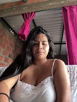 Snapshot of moncerrat_luna chatting on March 18, 4:26 pm moncerrat luna online show from March 18, 4:26 pm