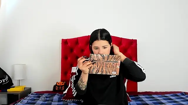 aliice walker  online show from December 14, 12:44 pm