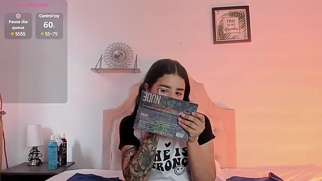 aliice walker  online show from January 27, 2:46 pm