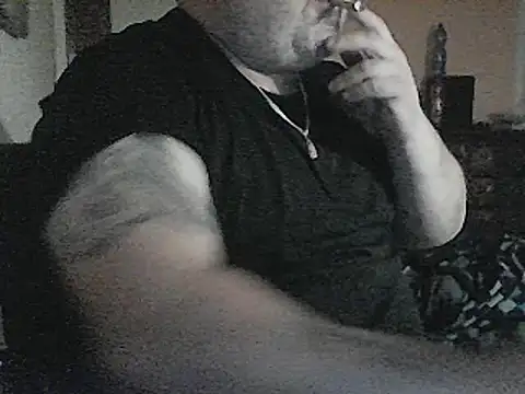 Snapshot of Paolino_8316 chatting on December 19, 12:17 am Paolino 8316 online show from December 19, 12:17 am