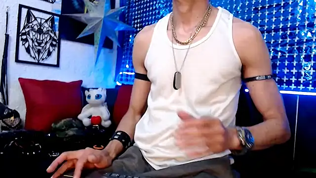 Mensecret69 online show from January 16, 11:37 pm