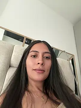 Sophie  Foxxx online show from February 6, 7:39 pm