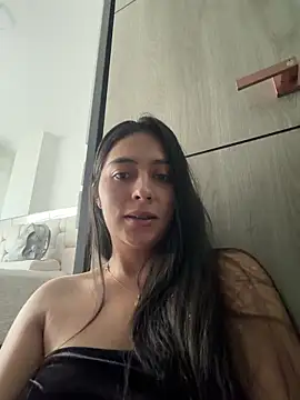 Sophie  Foxxx online show from April 20, 3:37 pm