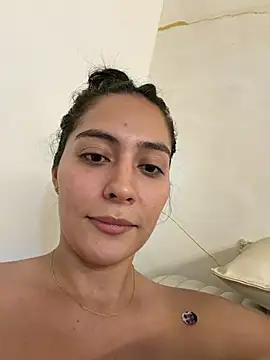 Sophie  Foxxx online show from April 21, 3:57 am