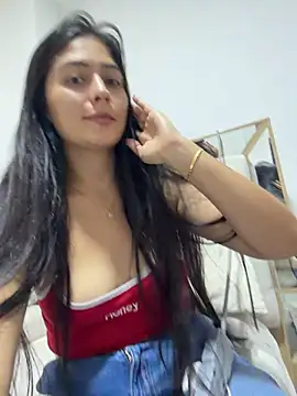 Sophie  Foxxx online show from April 22, 4:30 pm