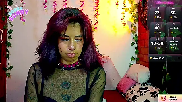 Roxanbunny1 online show from November 27, 4:25 am